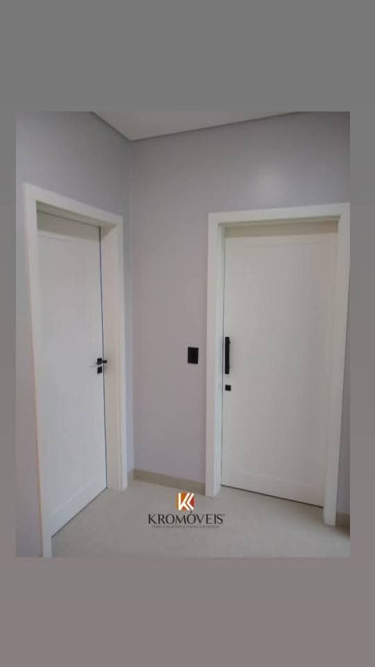 Portas internas e externas