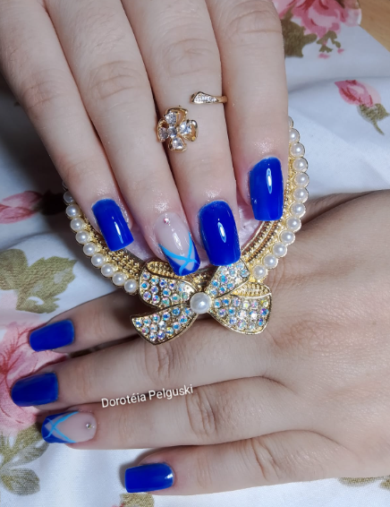 Manicure e Nail Designer